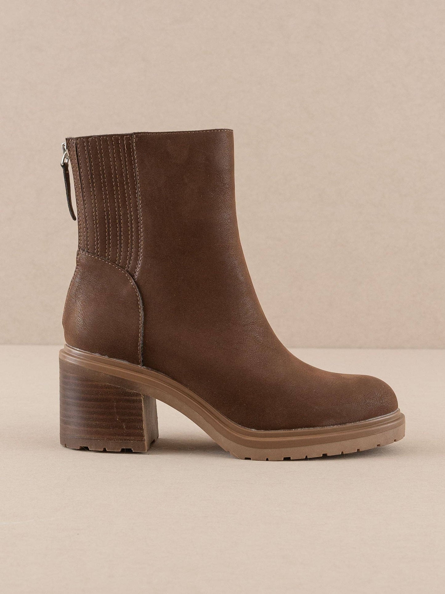 Oasis Society The Megan | Coffee Lug Chelsea Bootie