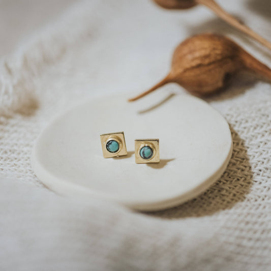 Finn Studs by Commonform
