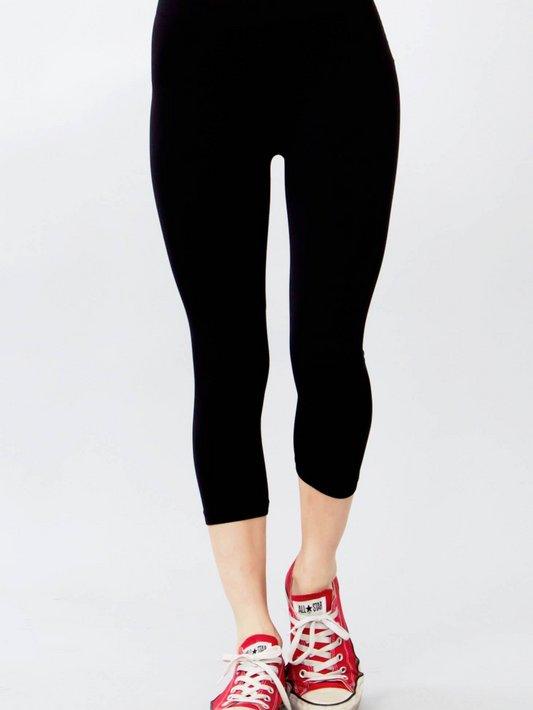 Capri Length Leggings by Sugarlips