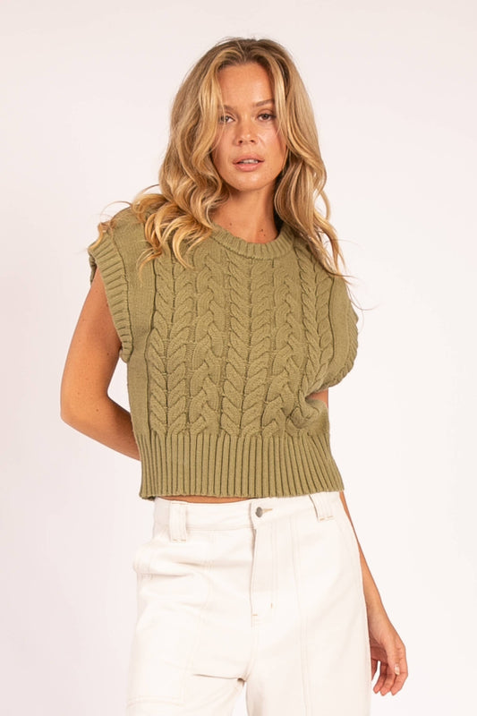 Mallow Cable Knit Sleeveless Sweater Vest